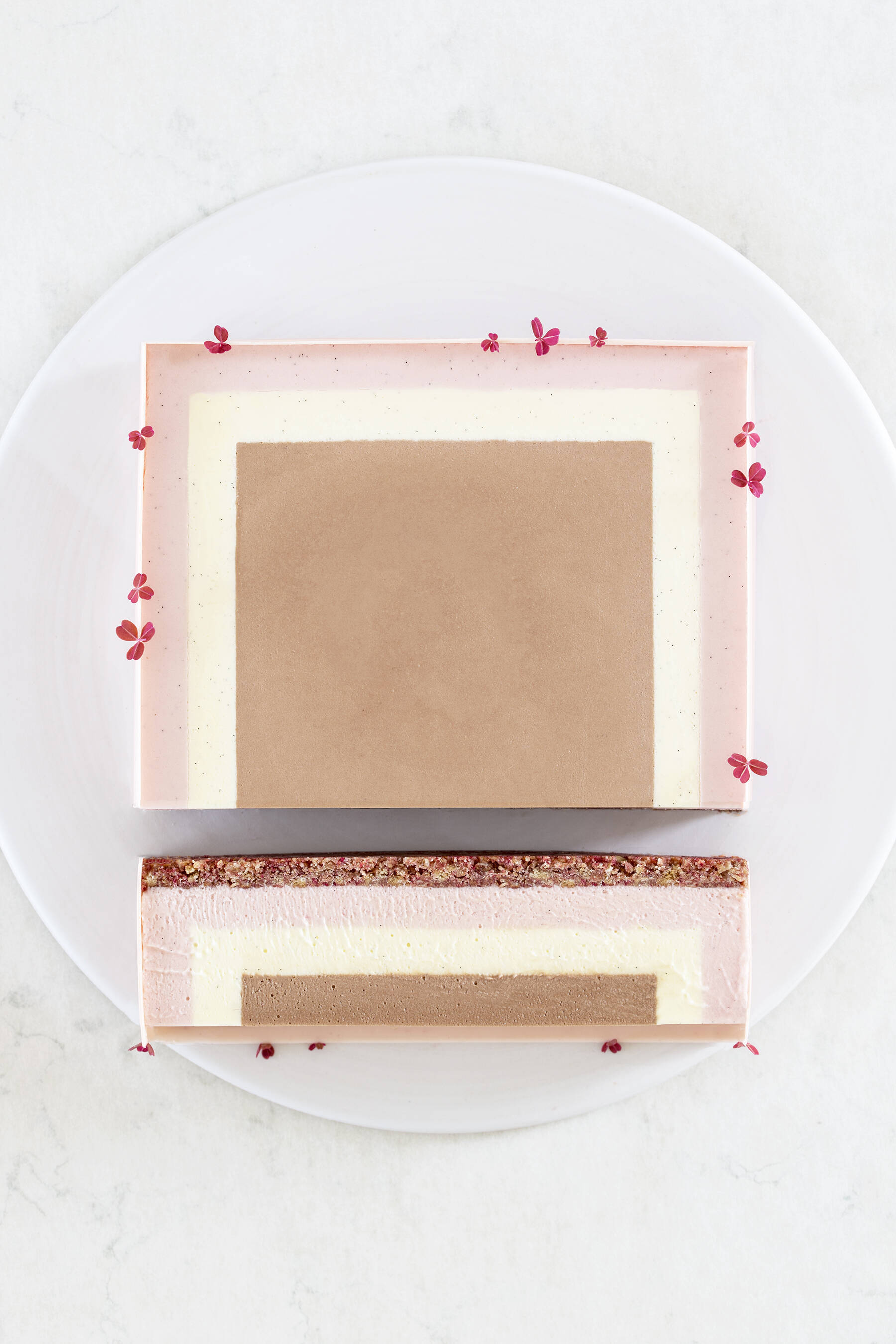Neapolitan cake
